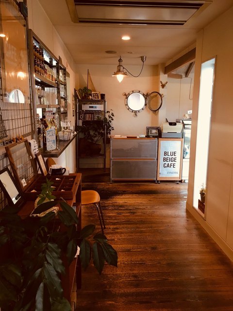 ブルーベージュカフェ Blue Beige Cafe 西川原 カフェ 食べログ