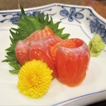 柳家 - サクラマス の お造り。　　　　　2018.04.21
