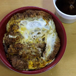 はしや - ロースカツ丼730円　