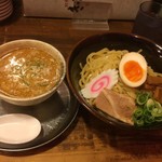 Mensha Ittou - つけ麺880円