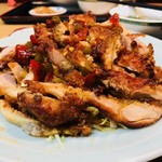 Joukaen - 揚げ鶏を細かくカット！