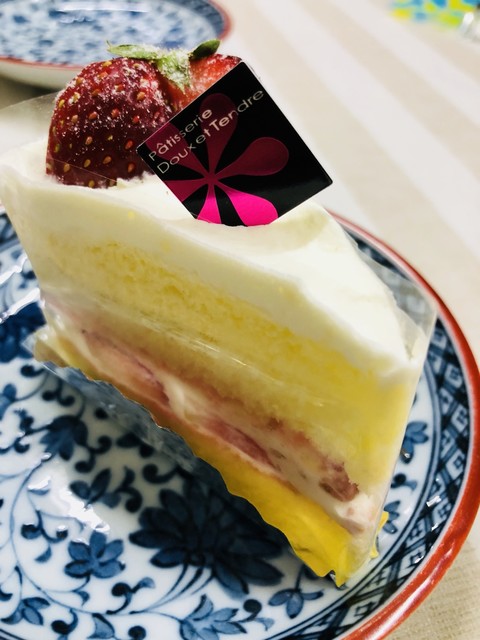 パティスリー ドゥ エ タンドゥル 函館花園店 競馬場前 函館 ケーキ 食べログ