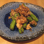 蕎麦 案山子 - 焼きアスパラと鮭フレーク