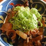 Hazamaya - [どて焼き]　500円　黒毛和牛の上質なスジを味噌でじっくり煮込みました。