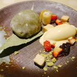 酒の宿 玉城屋 - 草餅　きなこのアイス　抹茶のクランブル
      