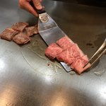 肉のヒマラヤ Teppan 赤坂店 - 肉のヒマラヤ Teppan 赤坂店(東京都港区赤坂)鹿児島県産黒毛和牛サーロイン 2,300円