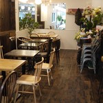 CANTINE AU DISCO - 内観