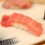 赤坂 すし 秀 - おまかせ10貫握り 1296円 の中トロ