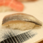 赤坂 すし 秀 - おまかせ10貫握り 1296円 のコハダ