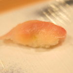 赤坂 すし 秀 - おまかせ10貫握り 1296円 の金目鯛の昆布〆