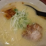 海海ラーメン　 - もっとこってり