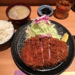 とんかつ檍 銀座8丁目店 - 特ロースかつ定食