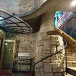 ラドンナ原宿 - 地下入口に続く階段　2018.4