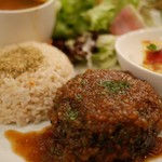 パプリカ食堂ヴィーガン - ヴィーガンハンバーグ定食