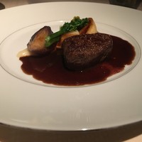 ベージュ アラン・デュカス 東京 - 