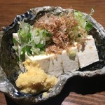 居・食・酒 ちんまーやー - 島豆富の冷や奴