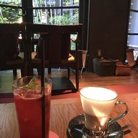 THE KAWABUN NAGOYA - ４種のベリーソーダとカフェオレ