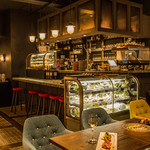 シャイニーアウル 表参道