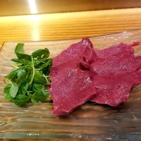 熟成ホルモン・山形牛 炭火焼肉 牛語 - 
