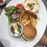 37 Steakhouse & Bar - 