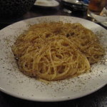 湘南の魚とワインの店 ヒラツカ - ブラックペペロンチーノ