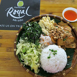 Royal Saigon Restaurant - 