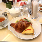 五感 - 季節の野菜キッシュとクロワッサンセット