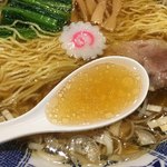 ハマカゼ拉麺店 - スープ