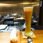 明道町中国菜 一星 - カウンター席で生ビール