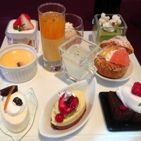 RISTORANTE OZIO - グラスデザート10種類