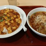 中華食堂一番館 - 麻婆丼セット。ラーメンの器は普通のと兼用？