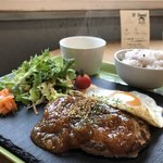 田んぼの中のCafe ヒノデ商店 - 