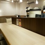 Kanya Hiro - 店内