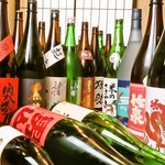 Ippin Sakedokoro Shun - 各都道府県から仕入れたお勧めの日本酒は30種類以上！限定酒や季節酒なども充実しており飲み比べなども可能です！