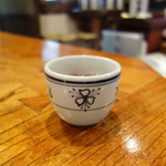 満田屋 - お茶はポットで提供されます