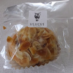 ULUCUS - シナモンロール400円