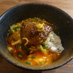 焼肉赤身にくがとう33895 - 名物（赤身ロックのロック飯