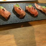 焼肉赤身にくがとう33895 - 握り（至福の握り、カンボジア産生胡椒）