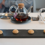 プレゼンテ スギ - 2018.5 お喋りのひと時に…（アマレッティ）