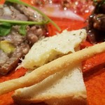 ファリナモーレ - ◆「Bランチ」おまかせ前菜２種 「庄内浜の魚のカルパッチョ」「庄内の畑の野菜サラダ」