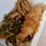 Ootsuka Tempura Ten - 天丼用ﾗｲｽ（しゅんぎく・ごぼう・あじ天）