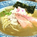 豚骨一燈 - 濃厚煮干しそば　８００円