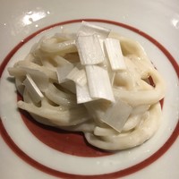 富小路 やま岸 - 小豆島の太い素麺　河豚の白子で和えて