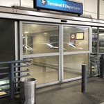 SQUIZTO BILTONG BAR - 2018年5月。O.R.Tambo 国際空港