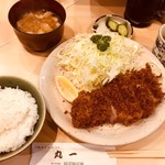 丸一 - ランチ：ロースカツ定食（1,200円）