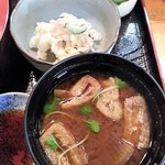 大宝寿司 - 味噌汁、サラダ付きます