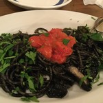 イカスミのパスタ