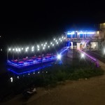 Riverside restaurant - 外観