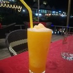 Riverside restaurant - ドリンク写真:マンゴースムージー