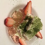 Le Bon Vivant - 桜と抹茶のティラミス